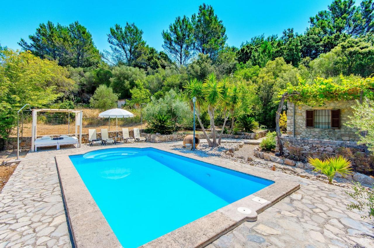 Na Garrovera Pollenca Luaran gambar